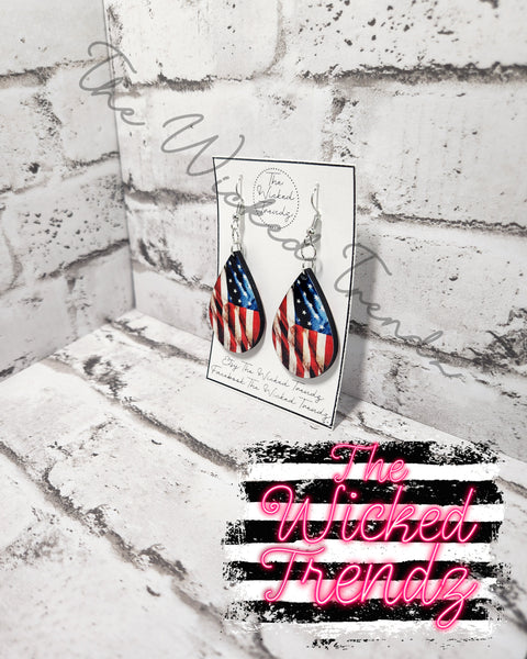 Waving American Flag Red White Blue America Dangle Earrings Tear Drop Earring Lightweight Earrings