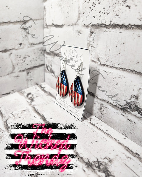 Waving American Flag Red White Blue America Dangle Earrings Tear Drop Earring Lightweight Earrings